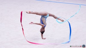 ita 40438 raffaeli sofia sfe02458 copia simone ferraro ph